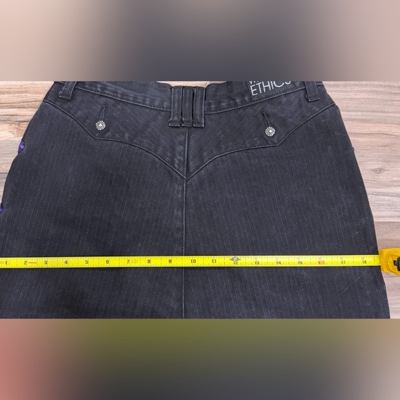 Vintage Black Jeans with Purple Detailing - Picture 8 of 8